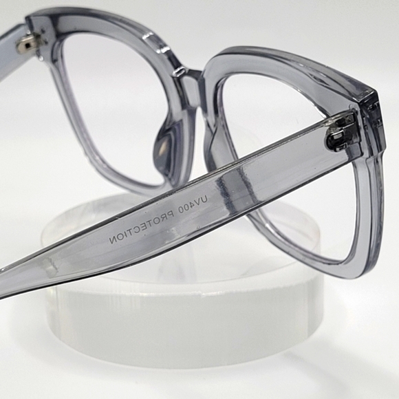 Studious Glasses - Picture 2 of 3